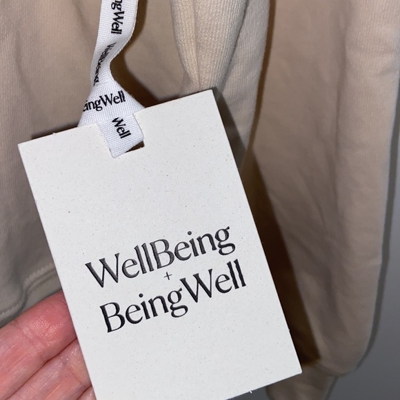 NWT WellBeing + BeingWell Goldie Sweatshirt, beige, size S, organic cotton - Picture 7 of 11
